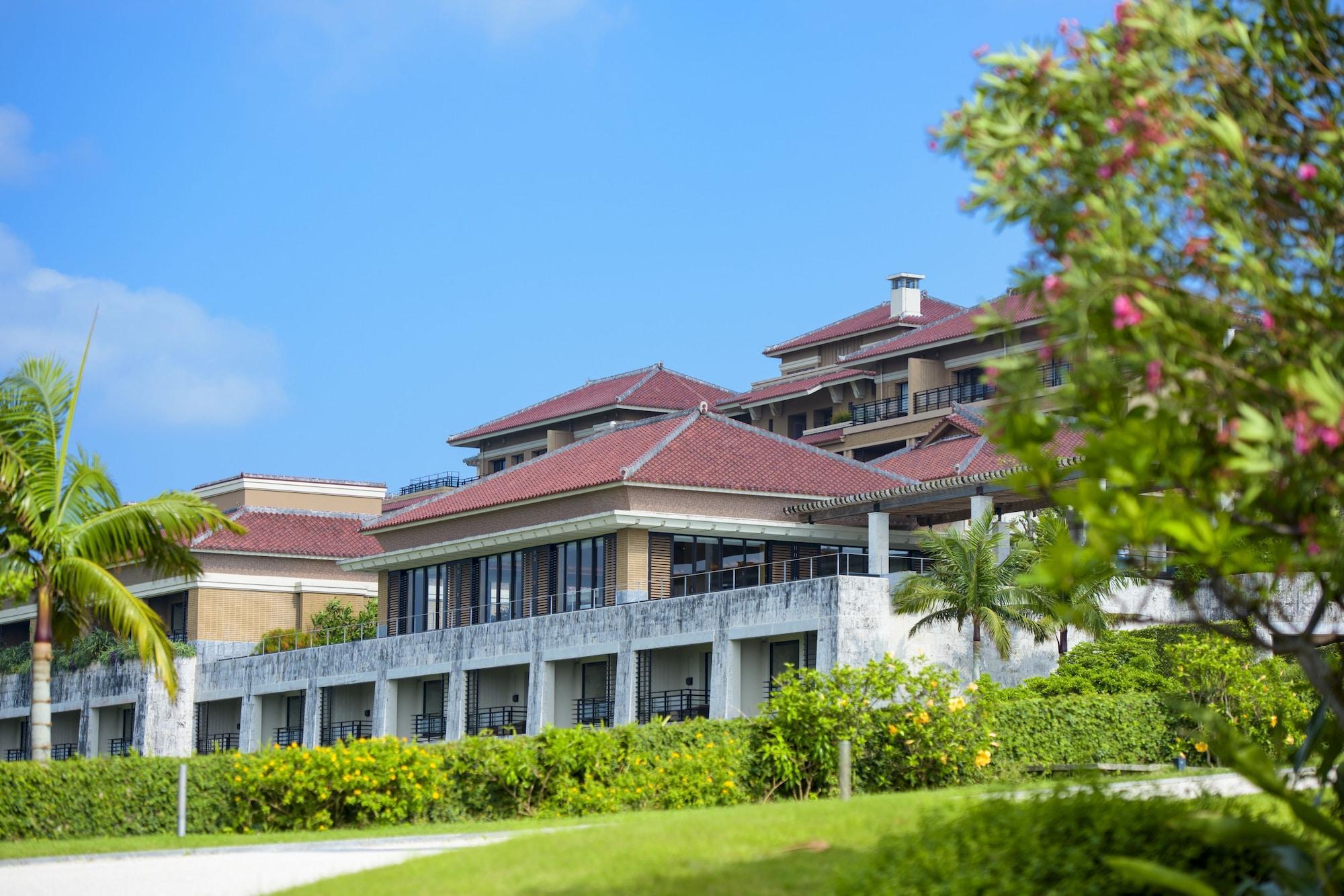 The Ritz-Carlton Okinawa Hotel Nago Exterior photo