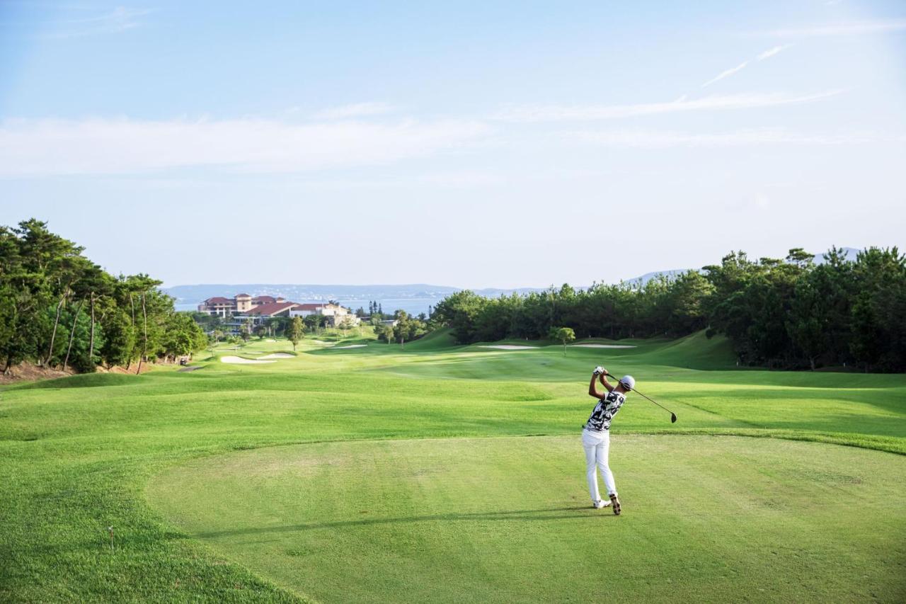 The Ritz-Carlton Okinawa Hotel Nago Exterior photo