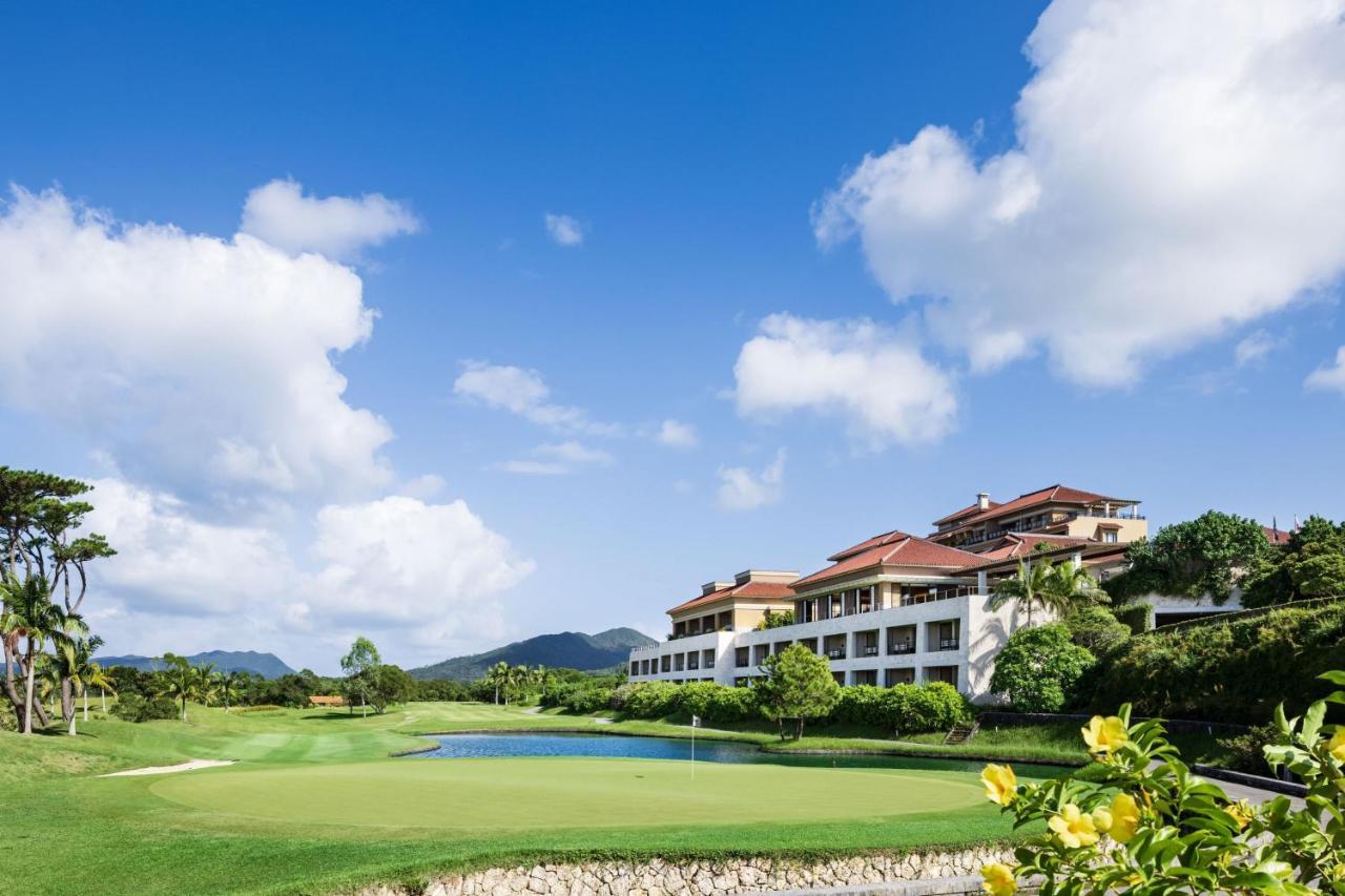 The Ritz-Carlton Okinawa Hotel Nago Exterior photo